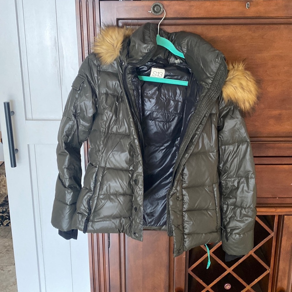 Women’s S13 puffer jacket size small olive green